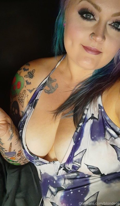 blondeog beautiful star pic