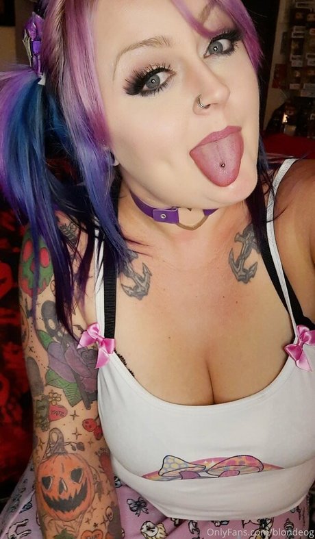 blondeog model perfect images