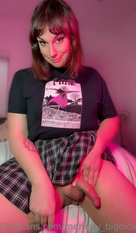 mommybigdickk star hd image