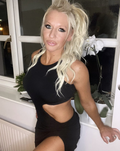 Gail Emms model best pictures