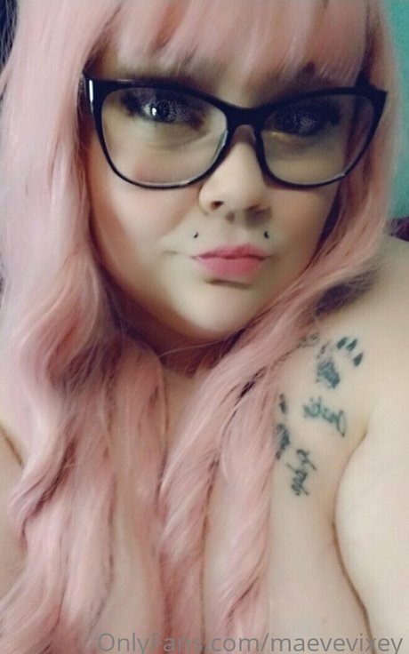 maevevixey star adult gallery