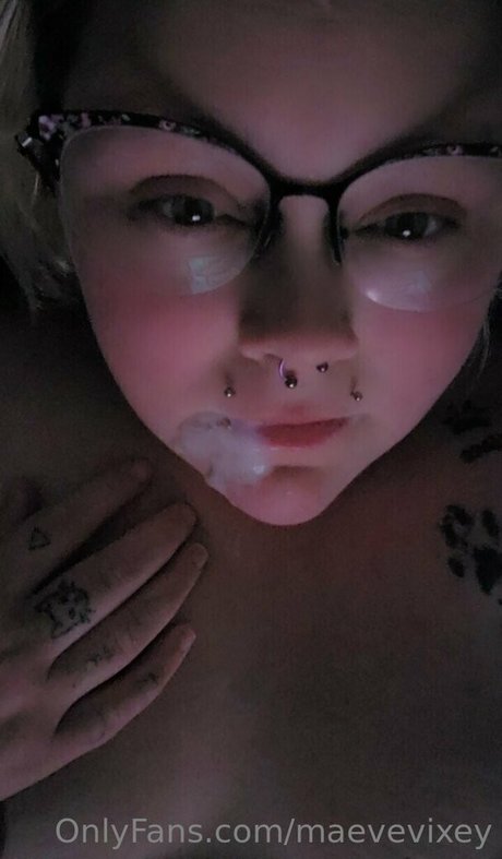 maevevixey free actress img