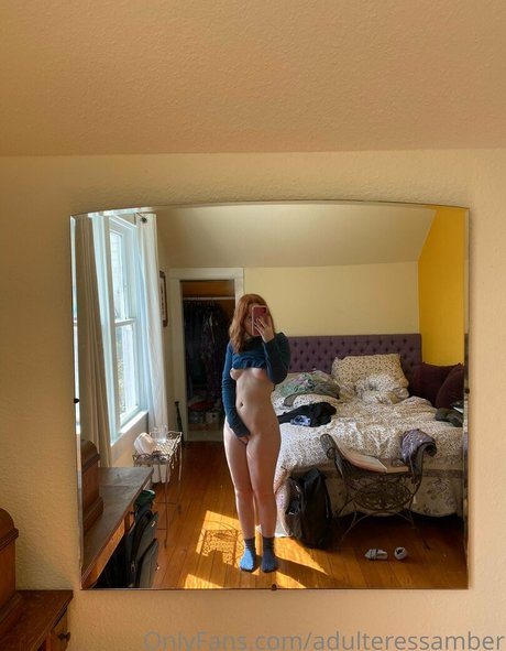 adulteressamber pornographic model gallery