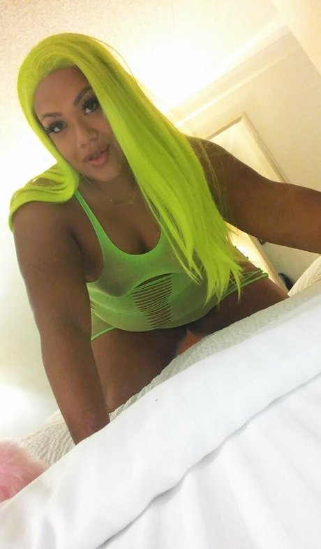 perfect shemale onlyfans sexy nude pictures