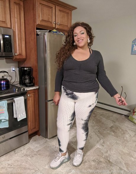 worship nicoles soles model art images