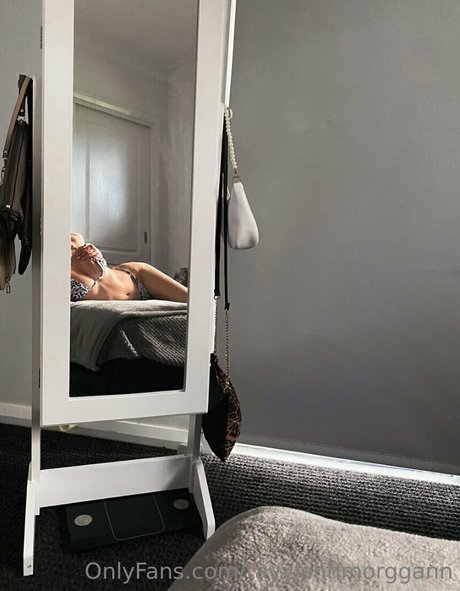 tayylahhmorggann nudes actress pics