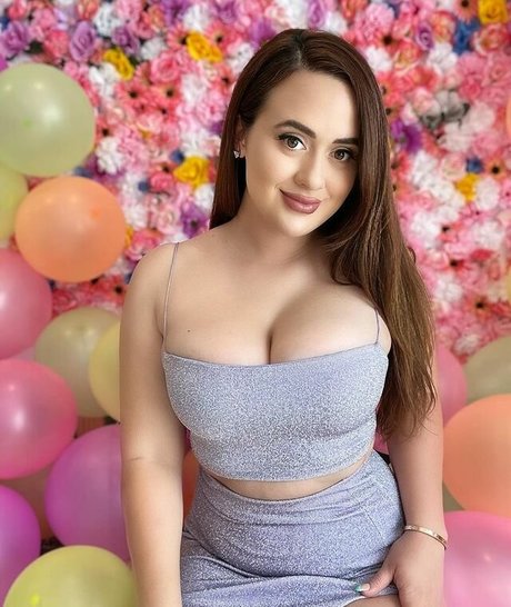 Veronica Rose naked pornstar galleries