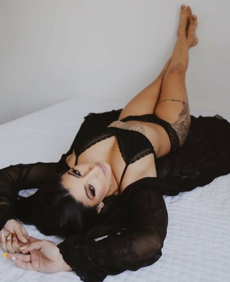 Cintia bitt22 star erotic pic