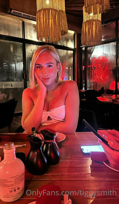 tiggysmith exclusive actress galleries