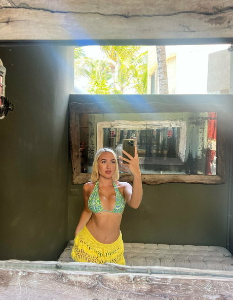 tiggysmith sexy star photos