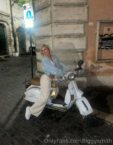 tiggysmith art pornstar images