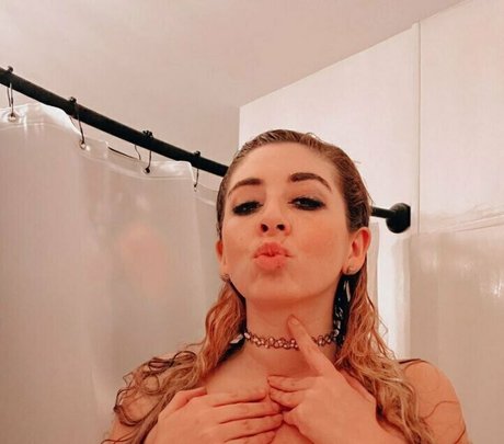 TequilaLola top actress img