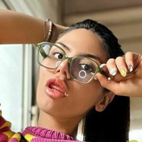 Wen Fuentes xxx actress galleries