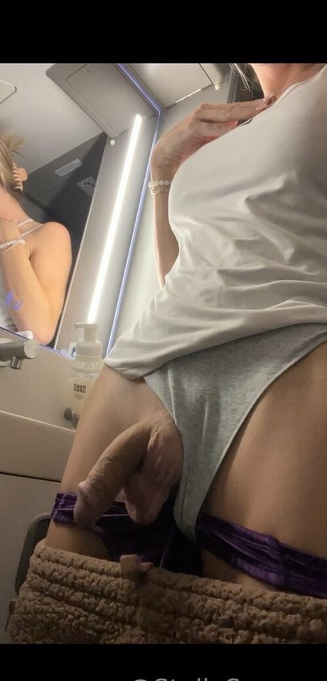 Stella Samore Profile pic