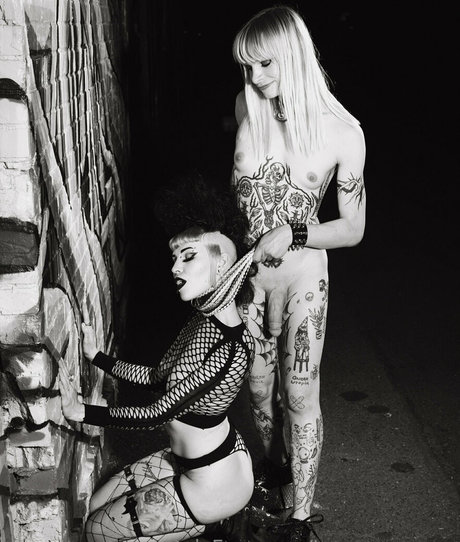 ts snowqueen naked actress gallery