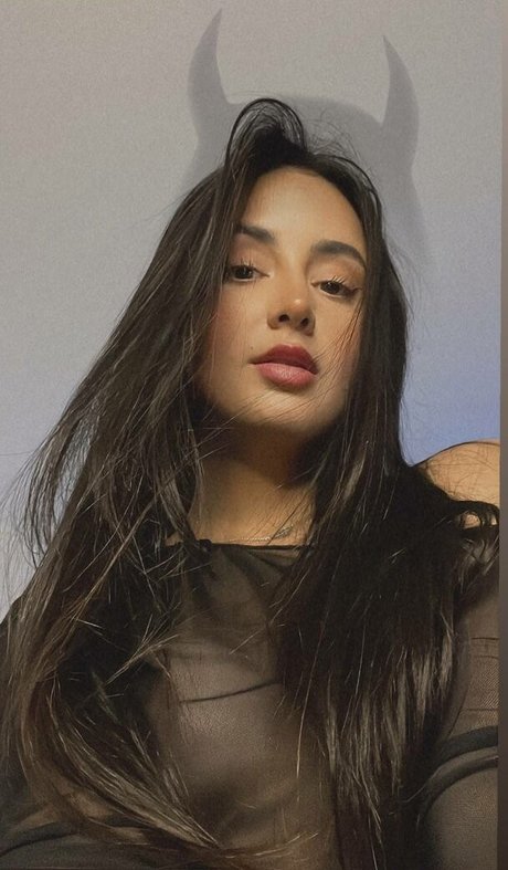 Annie Dreams sex model images