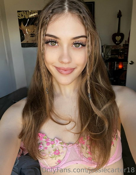 Jessie Carter exclusive actress photos