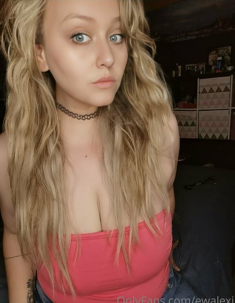 ewalexi xxx actress gallery