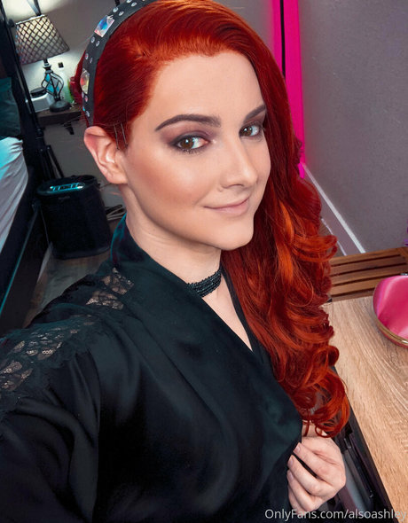 AlsoAshley pornstar hd photos