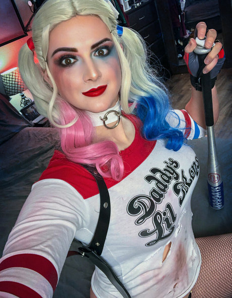 AlsoAshley star sex galleries