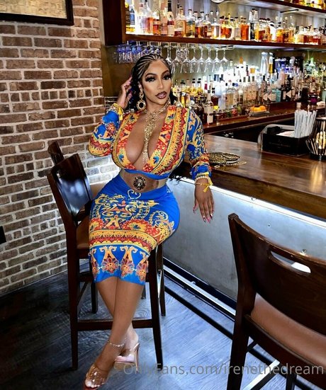 irenethedream sexy star galleries