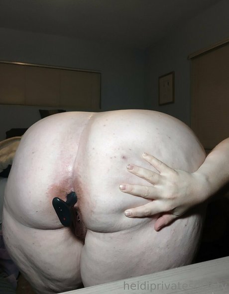 heidiprivatesociety art pornstar photo