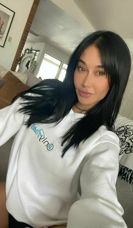 karleaxoxo nude star pic