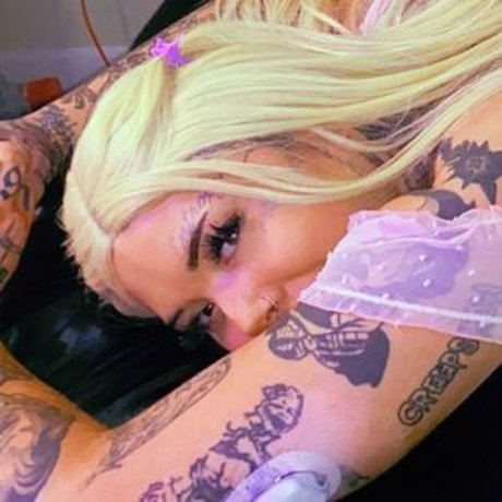 oksanagray naked star images