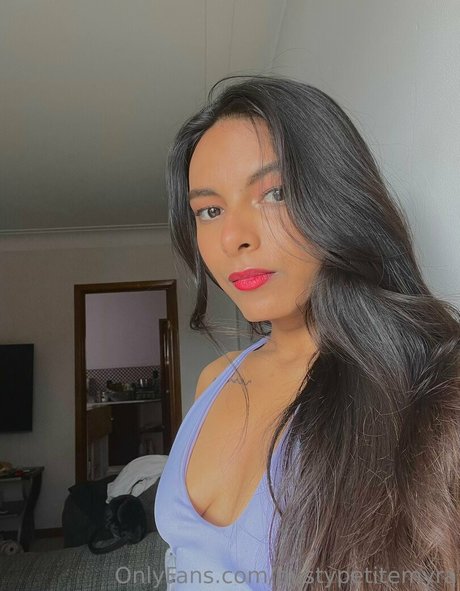 bustypetitemyra naked actress gallery