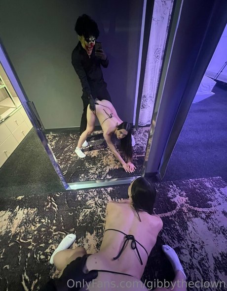 Gibbytheclown art actress picture