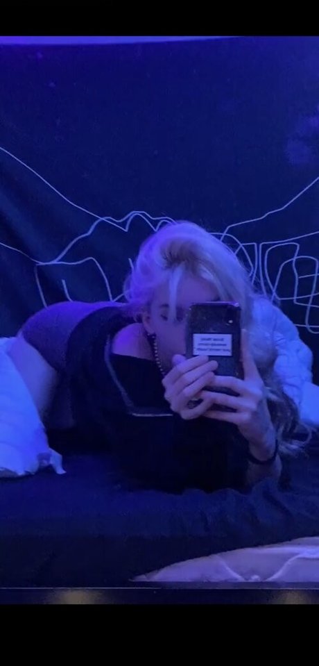 NaomiSkyex star sex pic