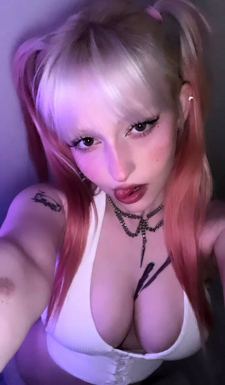 ilayserah pretty pornstar photo