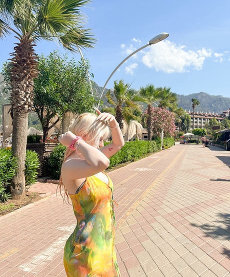 blowjob sloppy onlyfans pornographic pics