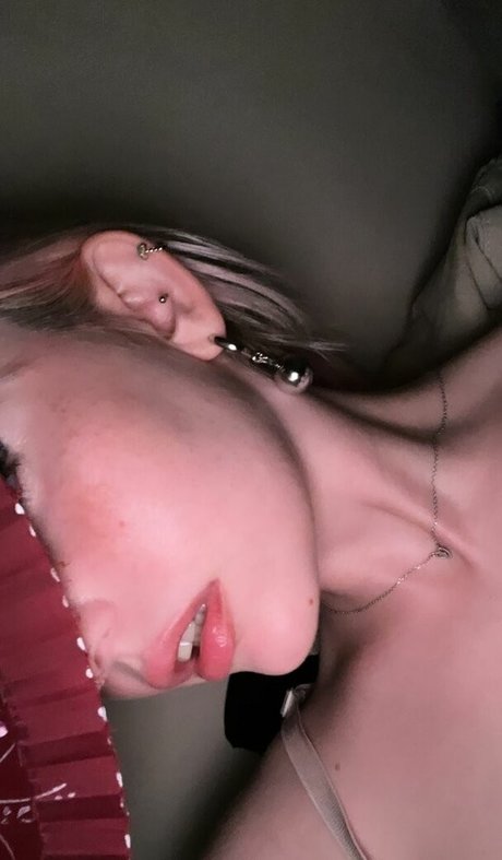 ilayserah model top photo