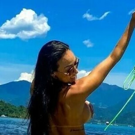 amanda albue pornstar sexy pics