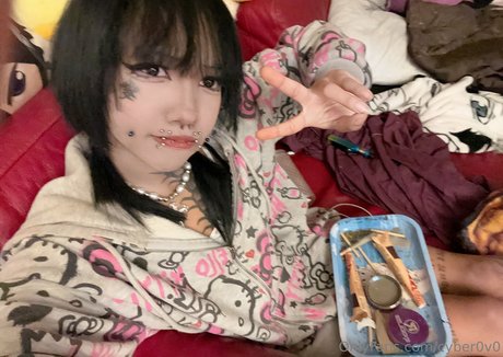 cyber0v0 perfect model picture