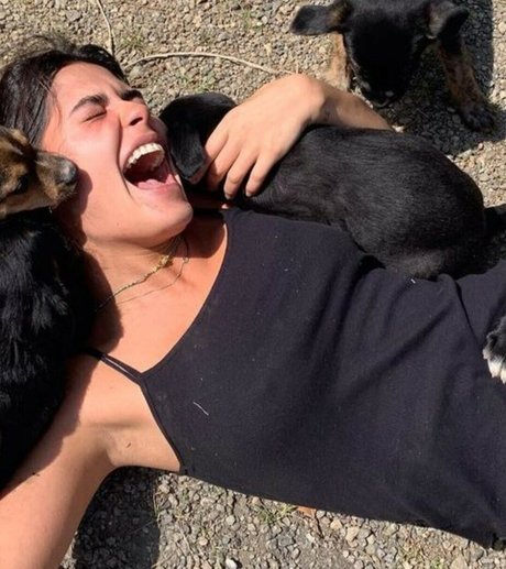 Julia Dalavia model porn archive