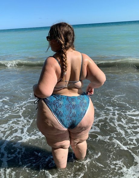 queenmaison nude star archive