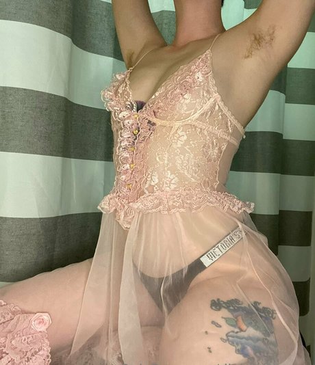 divine femme model adult img