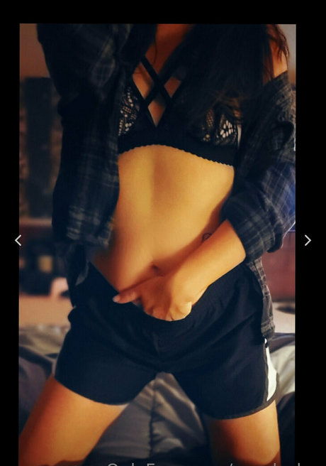 purple leo naked actress photos