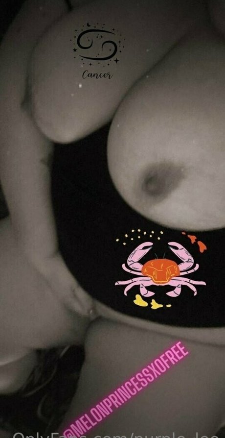 purple leo model erotic gallery