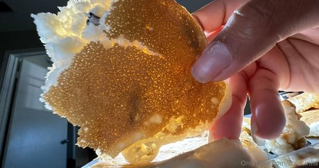 saggy milf onlyfans free image