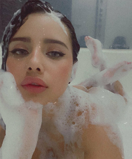 angiemx free model beautiful pics