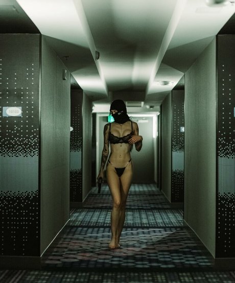 Gun Bunnies star exclusive pictures