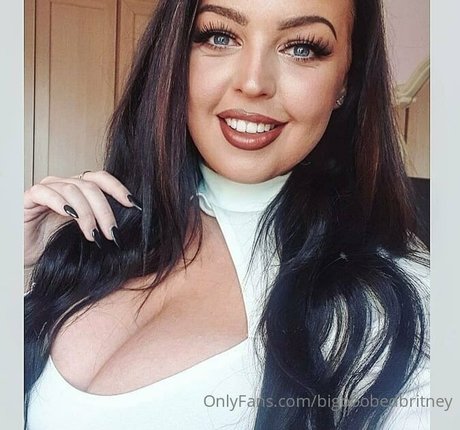 bigboobedbritneyfree best model img