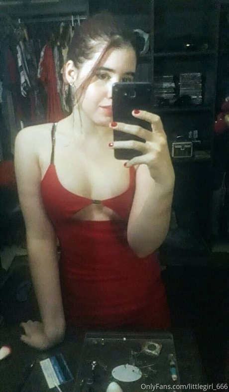 lxttlegirl 666 naked model gallery