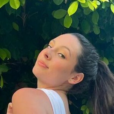 christina and the dane top actress pics