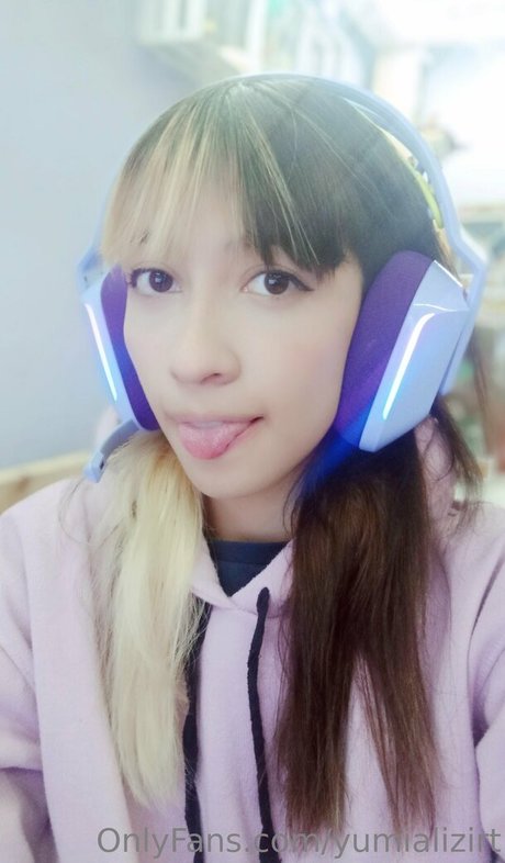 yumializirt exclusive star img