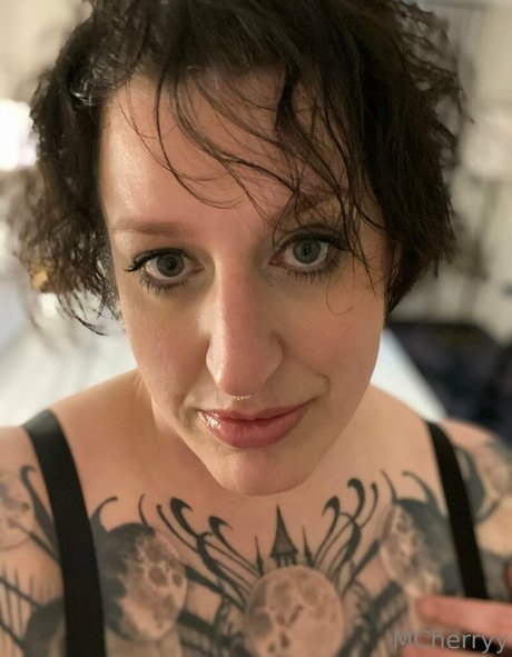 mcherryyy naked actress images