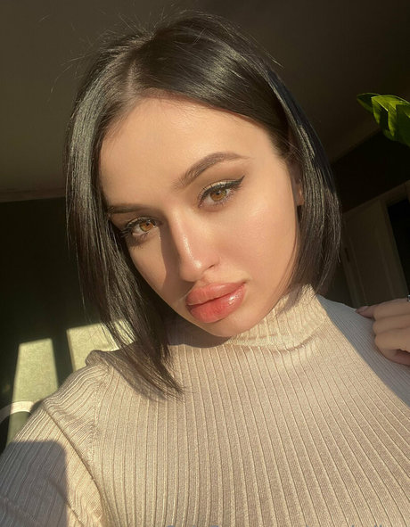 milf pregnant onlyfans sexy naked photos